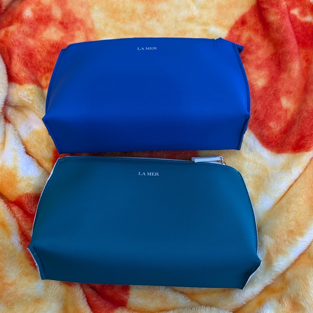 La Mer Blue and Teal Zip Cosmetic Pouches – Set of 2